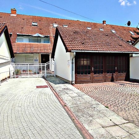 Alea Apartmanok Harkány Εξωτερικό φωτογραφία