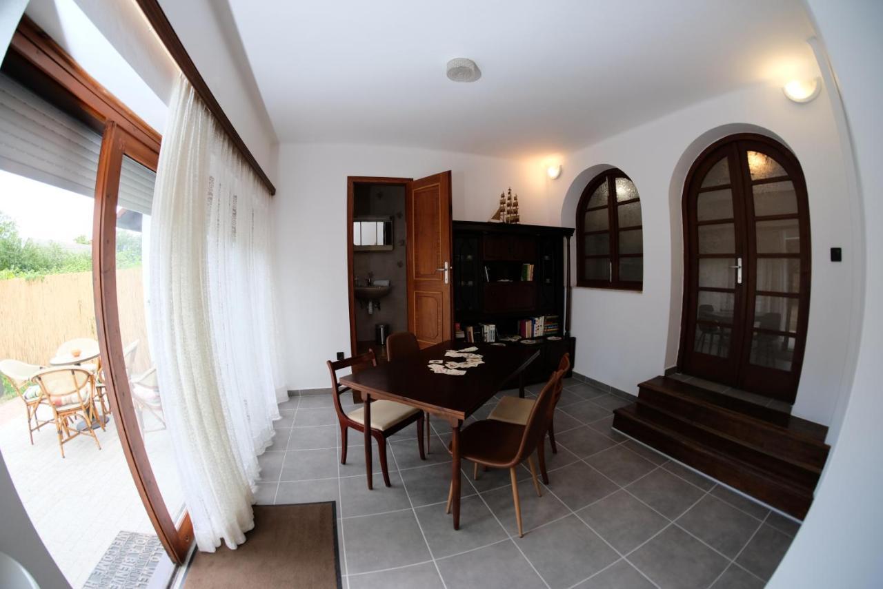 Alea Apartmanok Harkány Εξωτερικό φωτογραφία